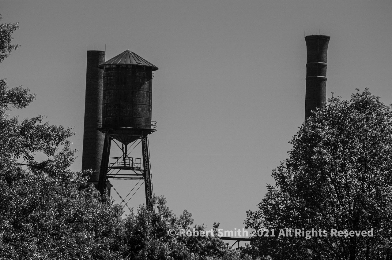 Repost Read: Water Tower in Monochrome