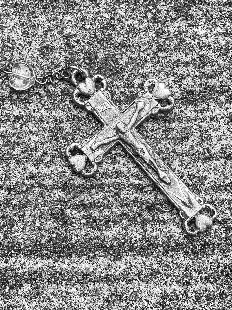 Cross in Monochrome: Lost Faith
