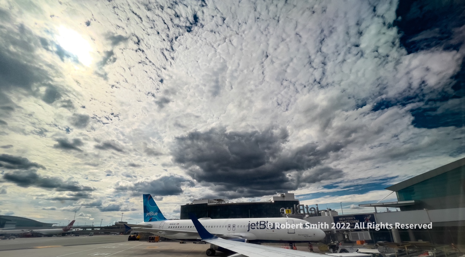 Blue Sky, Jet Blue￼