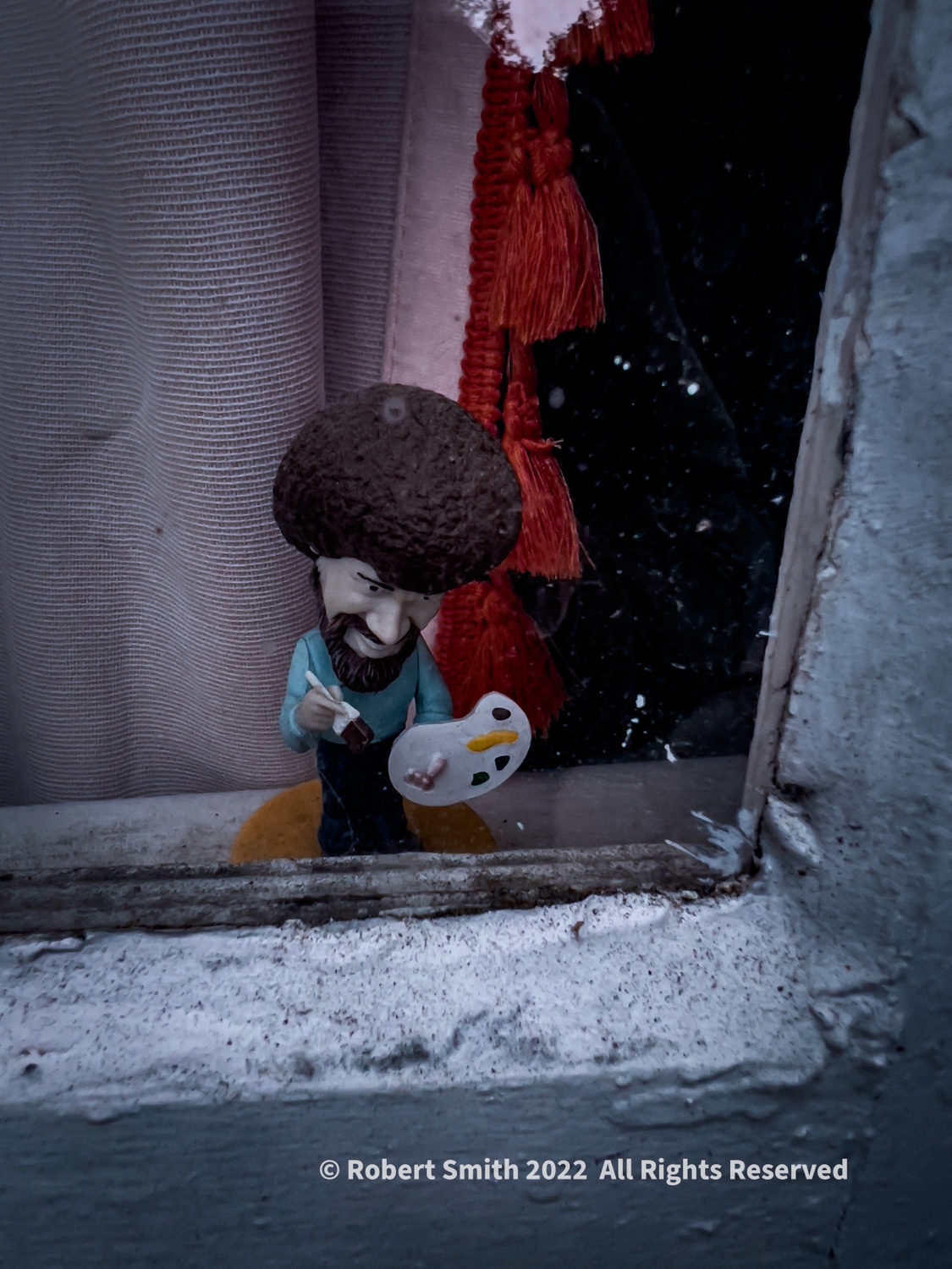 Sunday Snap Oct 30, 2022: Little Painter in Window
