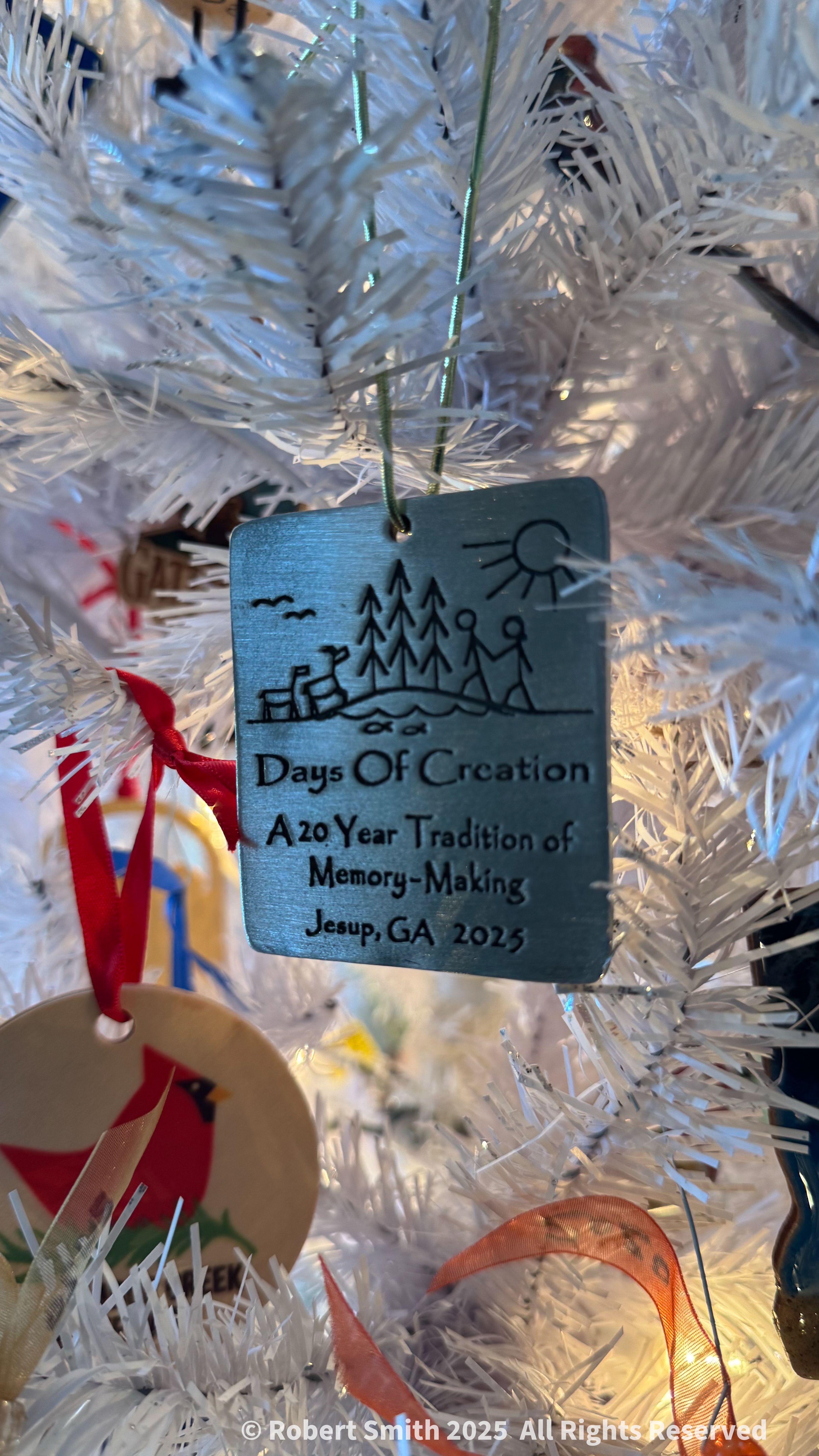 Travel Tree Christmas 2025